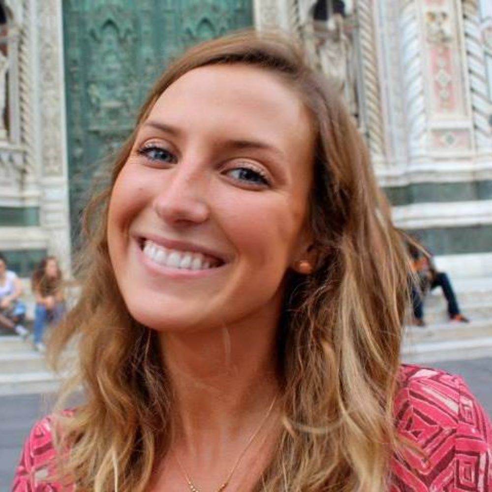 Meet your Posher, Kelly